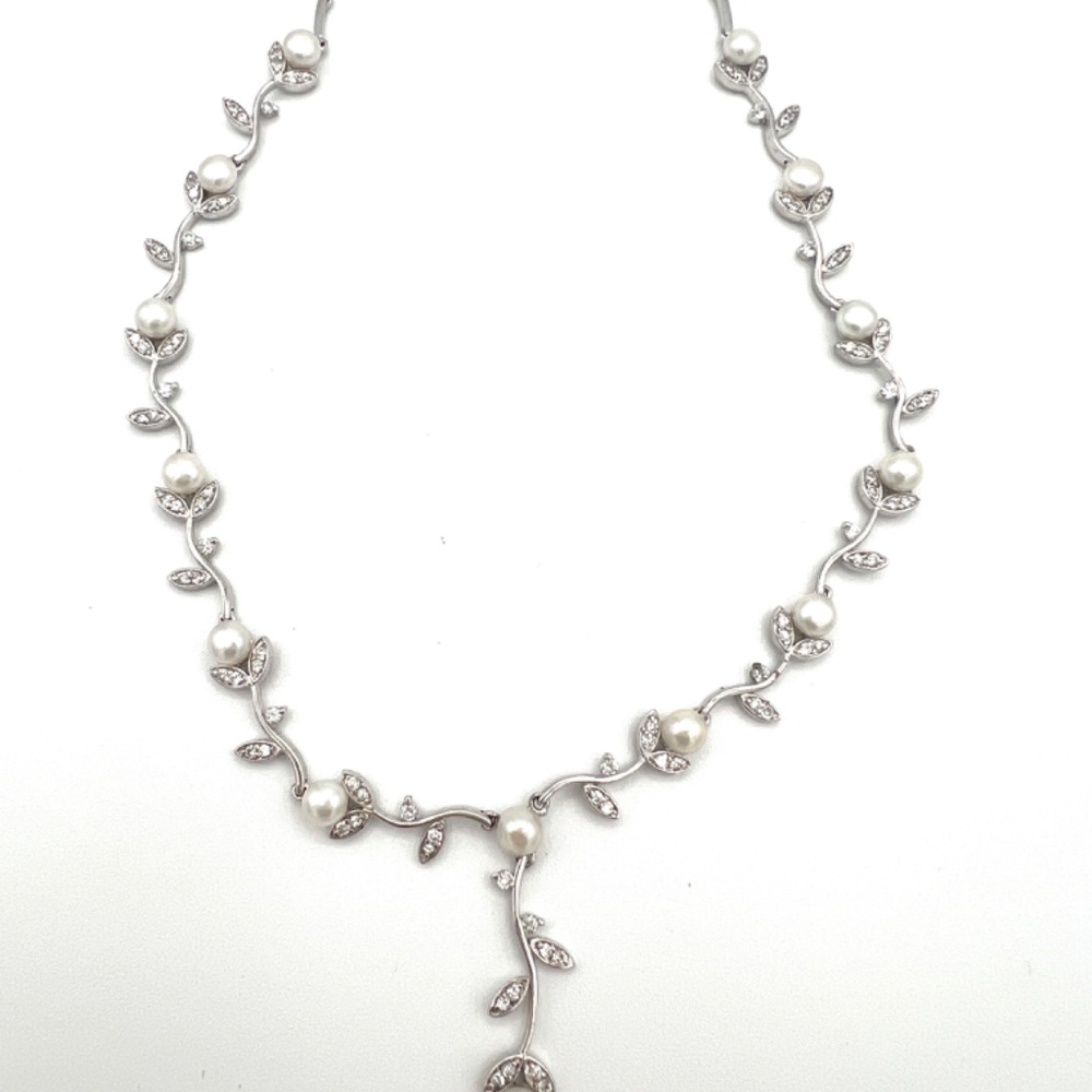 Sterling Silver Necklace w/ Pearls & Diamond Chips